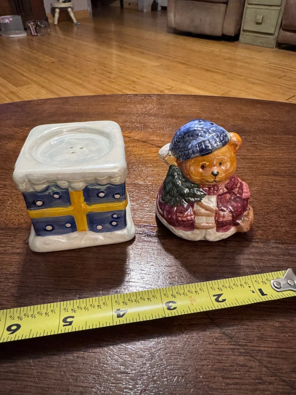 Christmas Bear Salt & Pepper Shaker set